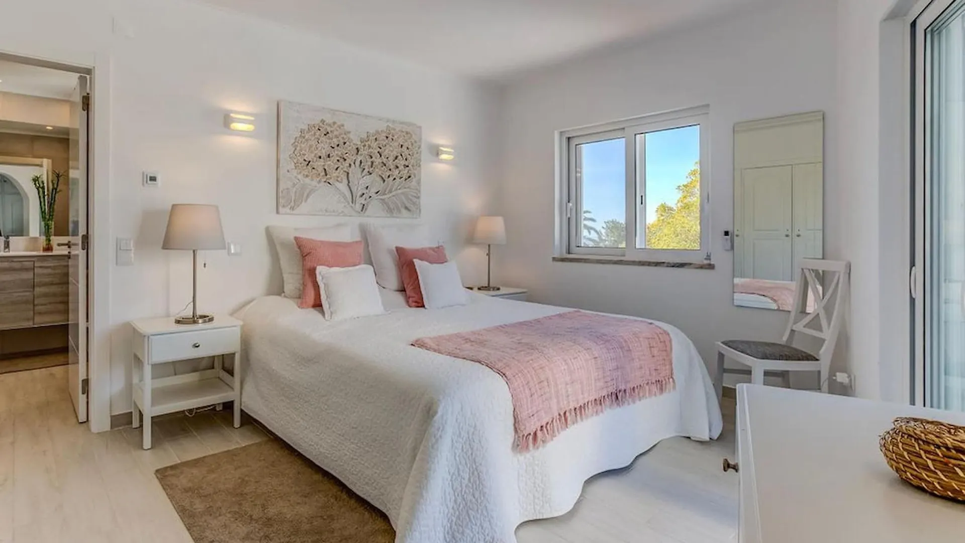 66 Adm Clara - Beautifully Renovated Villa Carvoeiro  Carvoeiro (Lagoa)