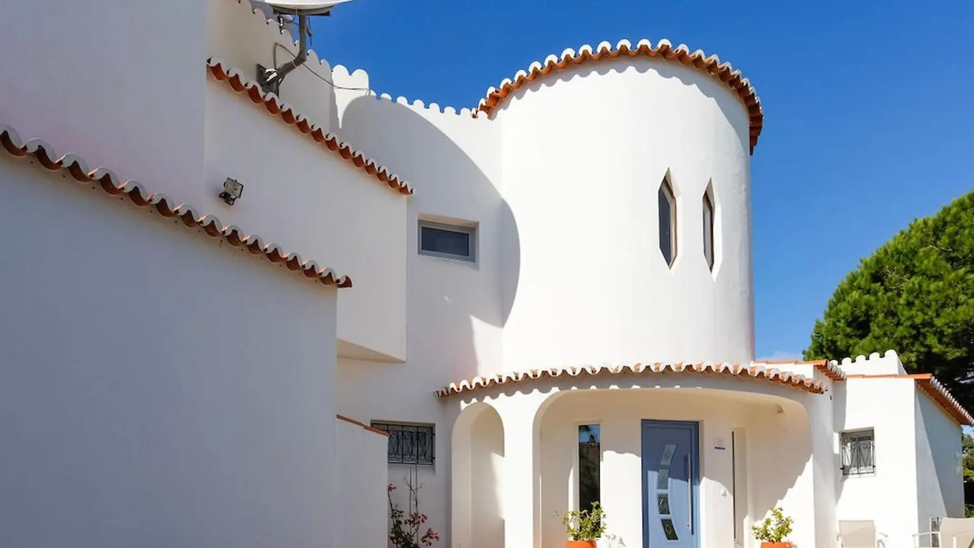66 Adm Clara - Beautifully Renovated Villa Carvoeiro